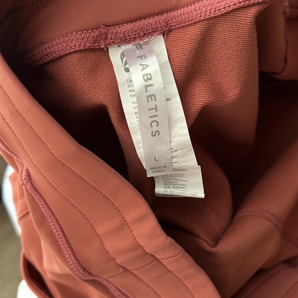 Fabletics Joggers With Pockets Size L - image 4